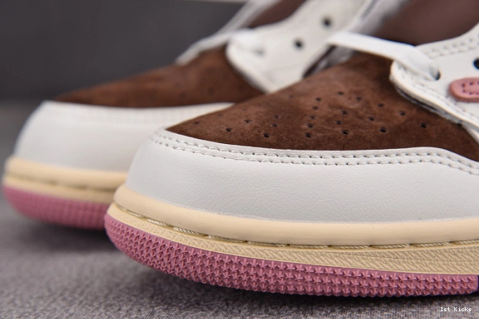 Low 1 Scott Travis OG AJ SP x DZ4137-206 0815